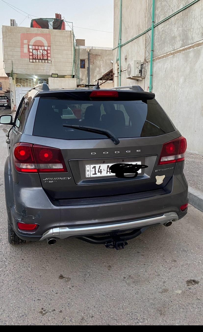 دودج جورني